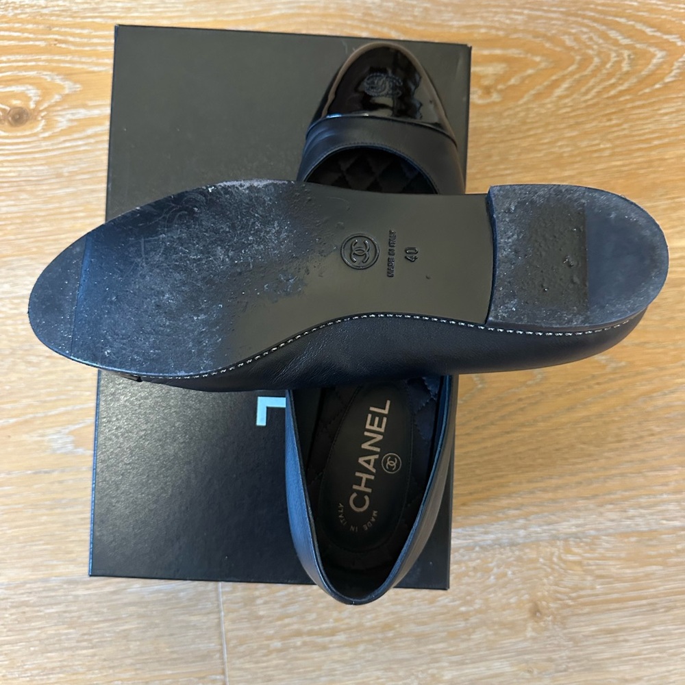 Chanel Black Leather with Patent Leather Toe Ballet Flats with Shiny Stones S 40 - Picture 5 of 8